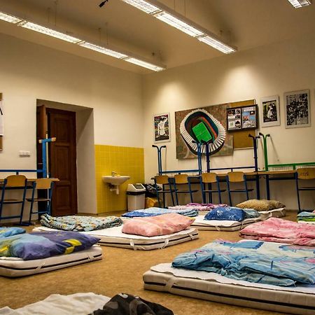 Hostel In School Prague Exterior photo