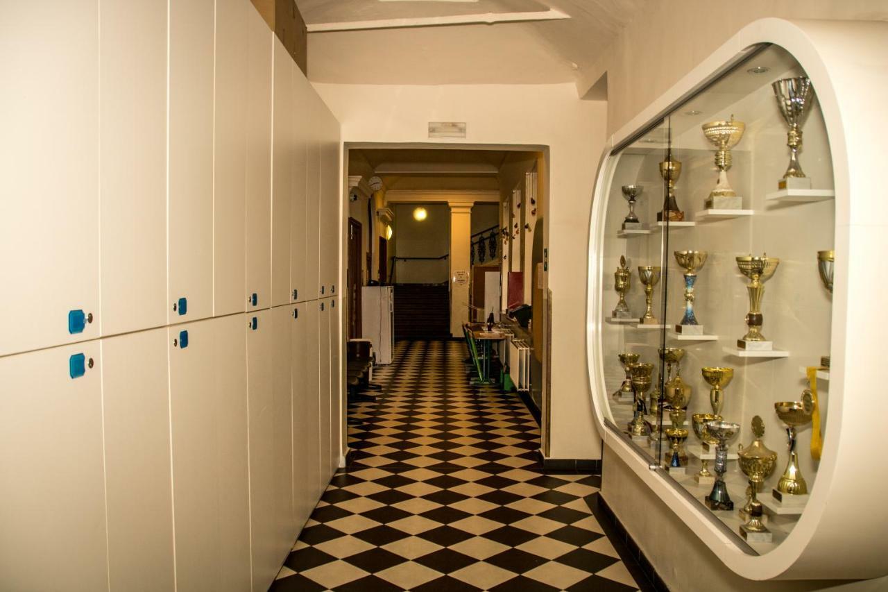 Hostel In School Prague Exterior photo